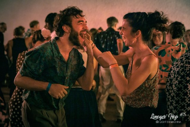 Limoges'Hop #5

Partage libre à des fins non promotionnelles ou commerciales, en créditant l'auteur (@lightexmachina).

© Alexandre - LIGHT EX MACHINA 2023, tous droits réservés.